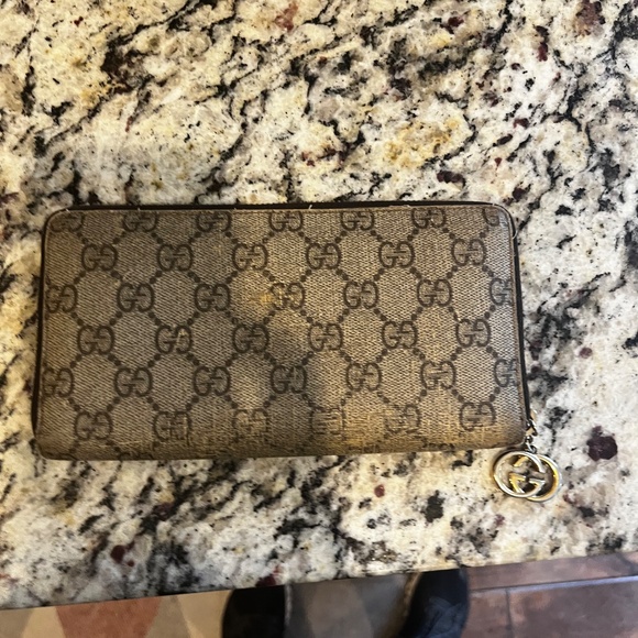 Gucci GG Supreme Canvas long wallet in Good Condition - see photos - Picture 3 of 6
